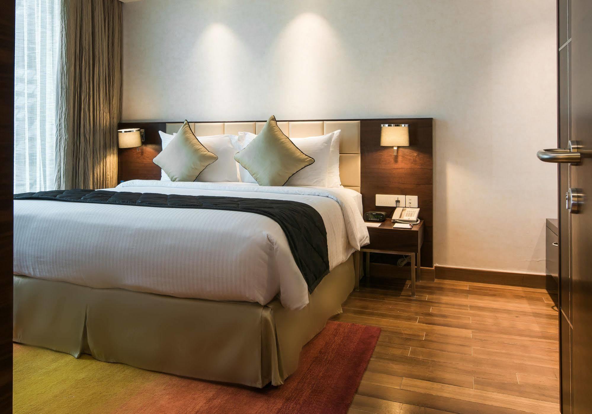 Howard Johnson By Wyndham, Hebbal, Bengaluru Bangalore Exterior foto